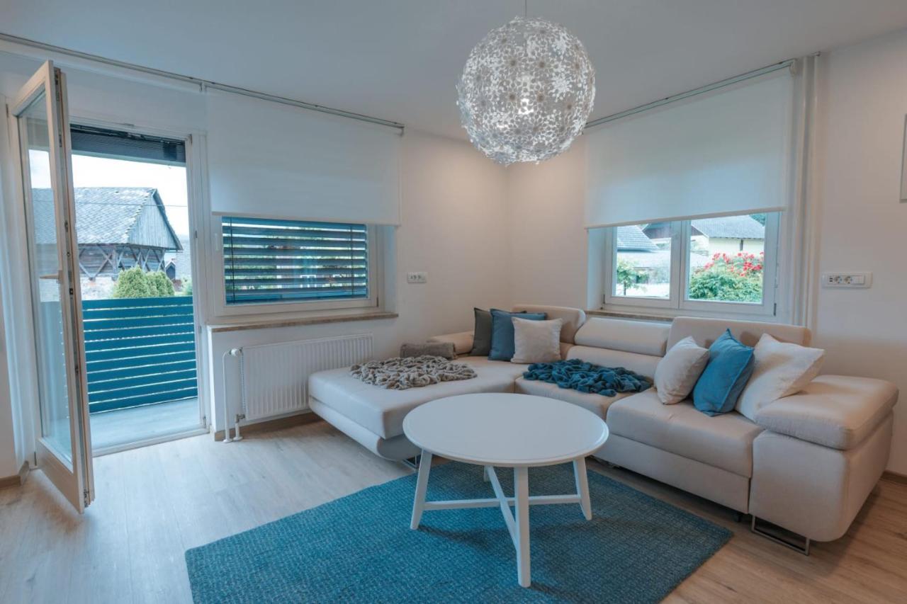 Apartma Lamberger Zirovnica Exterior foto