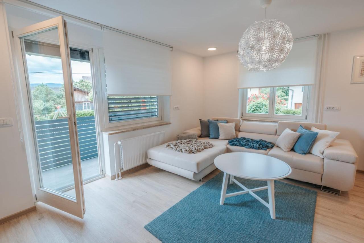 Apartma Lamberger Zirovnica Exterior foto