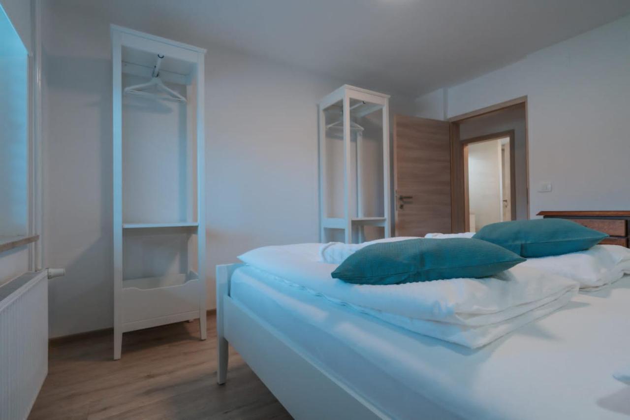 Apartma Lamberger Zirovnica Exterior foto